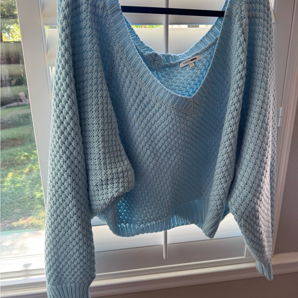 Fashion Nova Blue V-Neck Sweater with Textured Knit